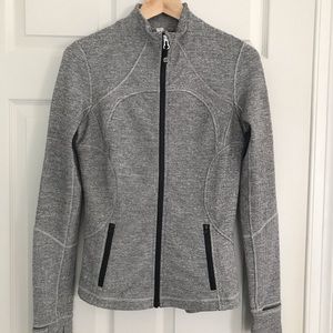 Lululemon define jacket size 8